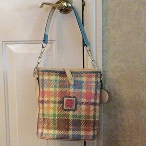 Dooney & Bourke pocketbook